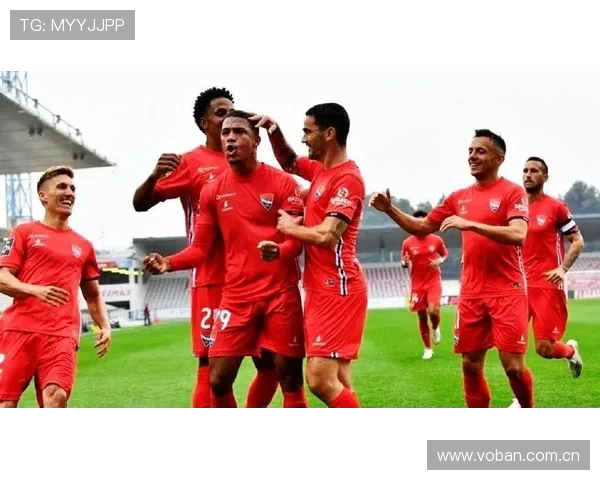 德甲焦点战圣保利逆转 奥格斯堡遭霍恩顿吉塞纳尼连击 德甲焦点战圣保利逆转 奥格斯堡遭霍恩顿吉塞纳尼连击